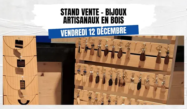 Stand de vente : bijoux artisanaux en bois
